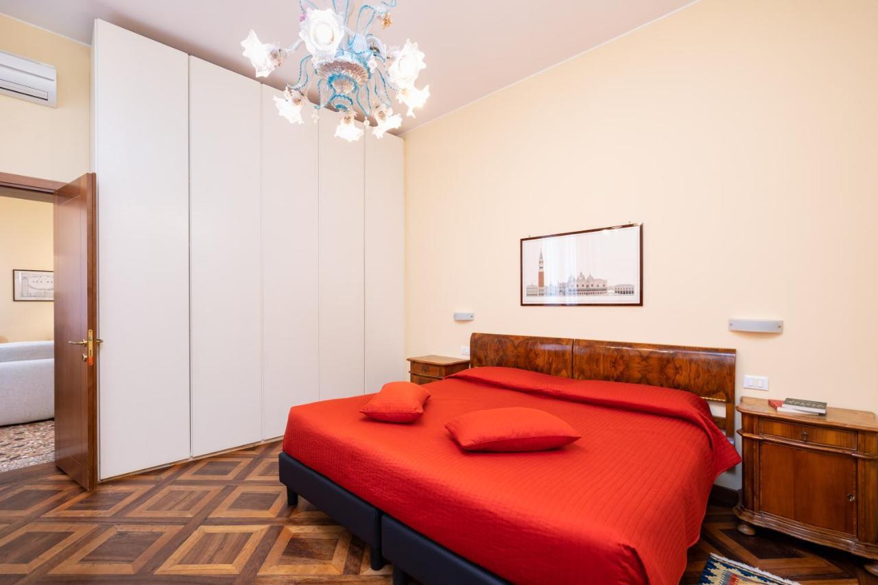 Residence Ca' Foscolo Venice Luaran gambar