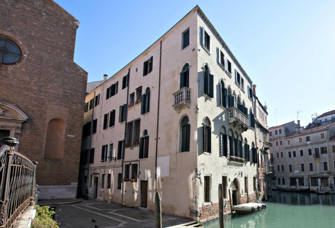 Residence Ca' Foscolo Venice Luaran gambar